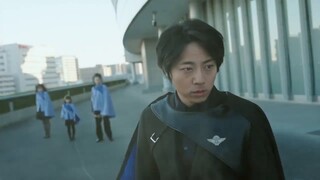 The power of Kamen Rider who uses props directly without transforming!