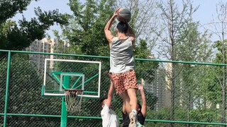 这个只能东方翔来防守了呀！！！
