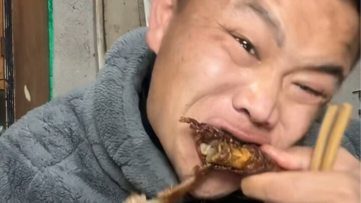 Sudah bisa makan kaki babi! Ini pasti akan membaik!