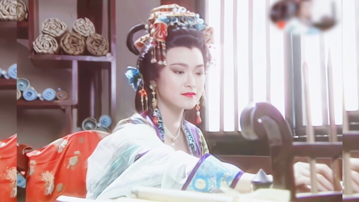 “Adorned with jewels from head to toe yet remaining utterly still—she’s a 21-year-old actress capabl