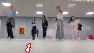【Jiang Yun Mirai】The ☁️ that appeared in Xiao Ma's vlog || Sister Yun, I want one too~ || Happy Danc