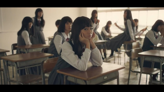 Japanese high school girl removes her makeup—high-energy throughout, too shocking to watch!