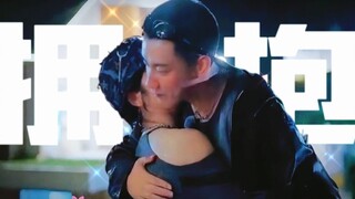 He pushed through the crowd just for a hug 【Shen Yue & Wang Zi Qi】