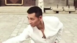 I only recognize Zhao Wenzhuo for Tongbeiquan, "Dawei Tianlong"