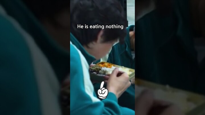 He is eating nothing 😂 | squid games