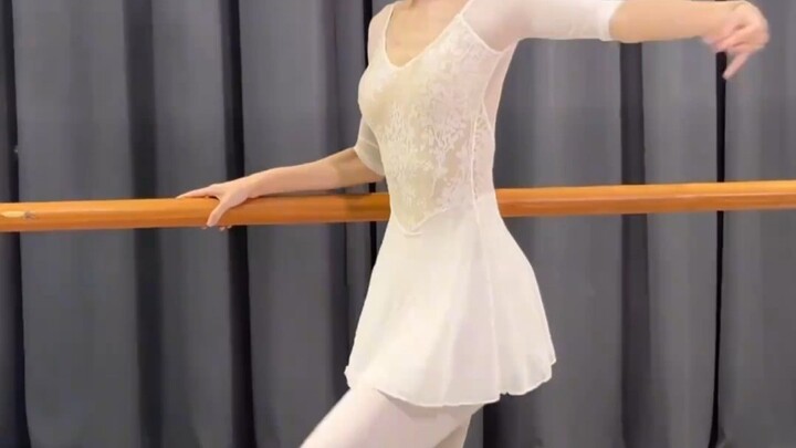 สัดส่วนการแสดงของนักเรียนนาฏศิลป์