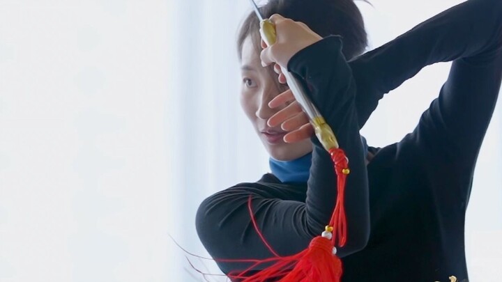 [บันทึกการเต้นรำของ Hao Ruoqi ｜บันทึกการสร้างสรรค์และการแสดงบทกวีและภาพวาดของจีน] ครู Hu Yan สอนการเ