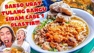 BAKSO URAT MANDI CABE 1 MANGKUK! NONTON PAS UJAN DIJAMIN NIKMAT