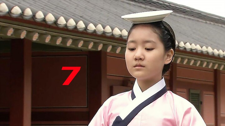 To become the king's wife, she personally helped a boy six years younger than her ascend to the thro