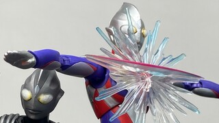 [Review of old stuff] The earliest Ultra-action Tiga doll, the moment I saw its face, I called it a 