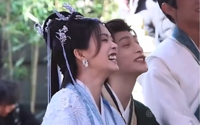 إنه بلا شك "مرض" التقارب المتبادل!