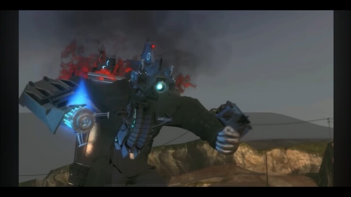 Titan cameraman Vs Titan speakerman