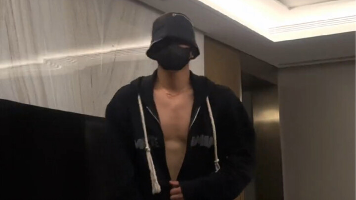 อู๋ ฉูอี้ เลตีต์ เกิร์ลกรุ๊ป แดนซ์