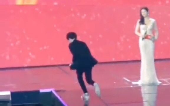 【BTS】เลยเวลาแล้ว รีบหนีเถอะ