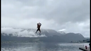 It's not easy for the actors to do a mountain splitting shot