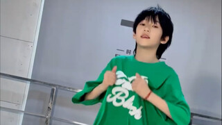 五代都被抬上来给我们top打歌了…