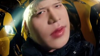 阴    雄