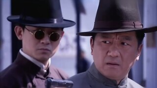 男人利用假证件骗了过了警察