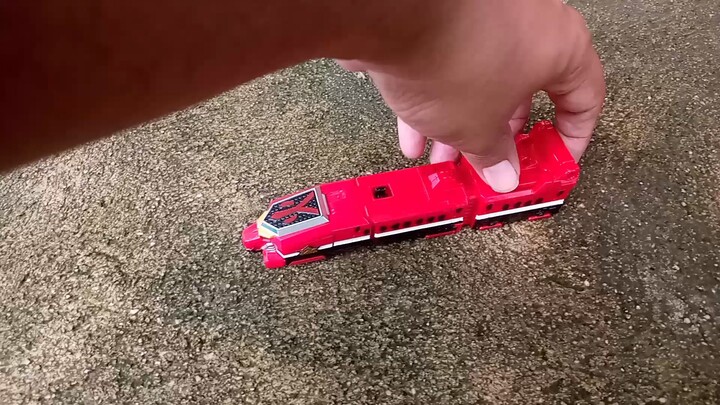 213. 配件機動戰士：特急者EX DX 真劍者烈車 shinkenger ressha