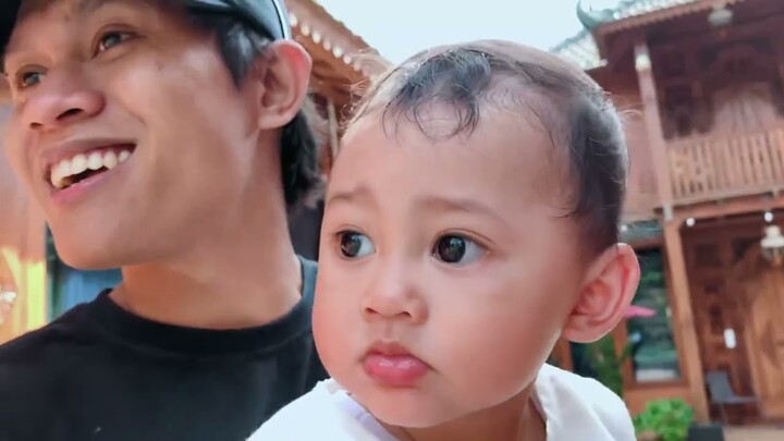 NGABUBURIT BARENG JIO