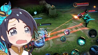 虞姬：呜呜、发育路...实在是...太好玩辣...QAQ