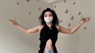 老公和老婆一起出去玩老公摔了一跤请问谁没摔倒#badboy #yuli编舞 #打铁舞 #牛仔裤
