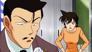 Heiji: Cậu có dám cử động không? Conan: Không dám động, không dám động