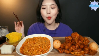 Gà rán không xương, mì gà cay vị Carbo phần 2 #anngonmoingay