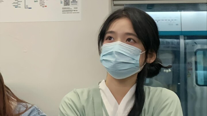 “So there really are national-style girls this gorgeous?!”