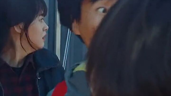 The heroine has a pair of eyes that can see the moment of death (Part 2)