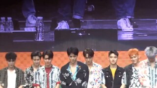 เห็นมาทั้งชีวิต! การเต้นสองเท่าที่หาดูได้ยากจากวงสุดปัง! ชอบหน้าม้าลูกศรของเสี่ยวโป๊ะมากเลย! เปิดหน้