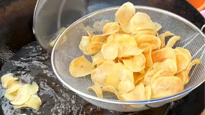 Freshly fried potato chips—more generous and way tastier than the store-bought kind!
