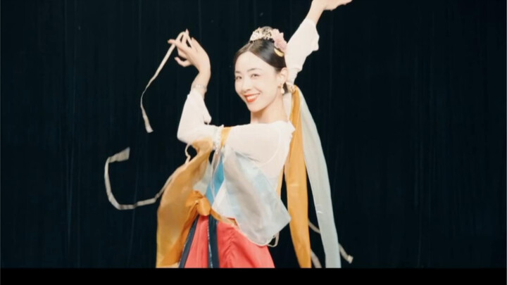 Why not, I will dance a new Zhezhi dance for you in this video! #长安三万里