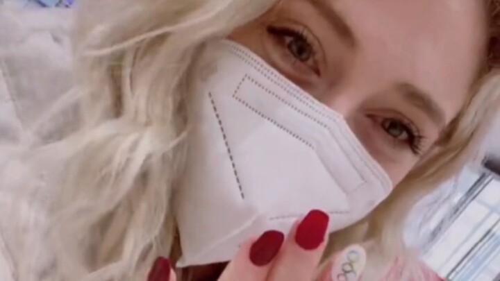 Gorgeous Girl Tries Out Olympic Village Nail Art: She Got the Hottest Five-Ring Nails | Olympic Vill