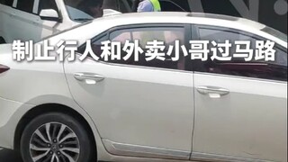 第一次看到现场，看的我头皮发麻，这一声声嘶吼，真的能让人感觉就是生命。