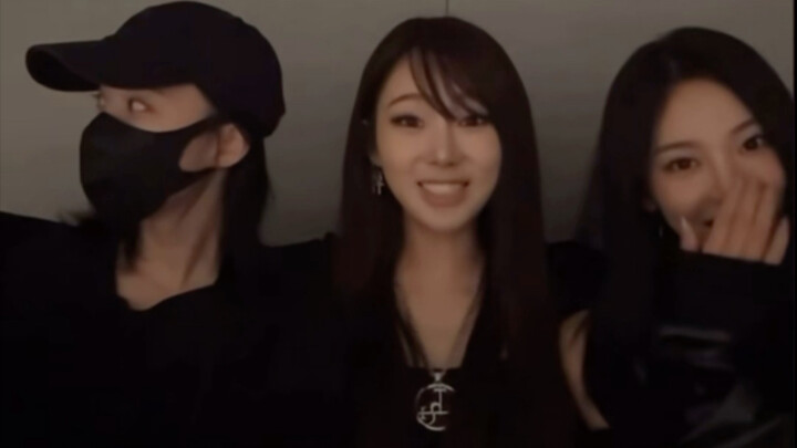 [Nezha] That’s it—each of the three is speaking their own native language, and none can understand t