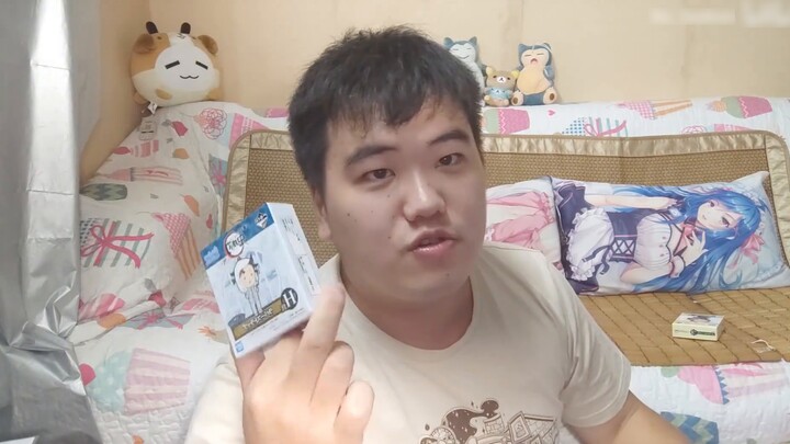 ในฐานะจักรพรรดิ์ยุโรป ฉันทำอะไรไม่ถูกมาก! ถ้าอย่างนั้นก็มอบให้แฟนๆ ของฉันสิ!