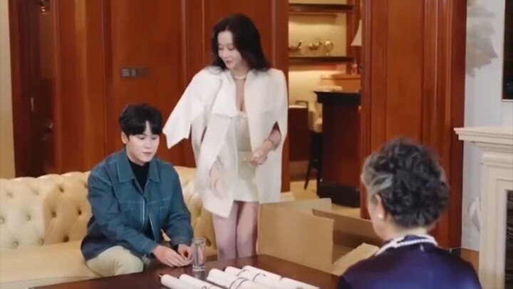 BERKAT ALAT AJAIB DIA LINTAS WAKTU