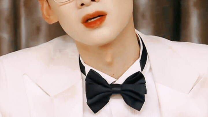 Anh là một trong số ít nam nghệ sĩ trong làng giải trí trong nước không có scandal hay tin tức tiêu 