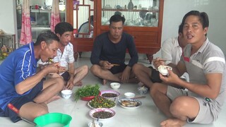 MÓN ĐẶC SẢN ỐC KHO SẢ ỚT -T370