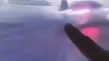 มืออาชีพตัวจริงเดินยังไงก็เหมือนลอยอยู่เลย