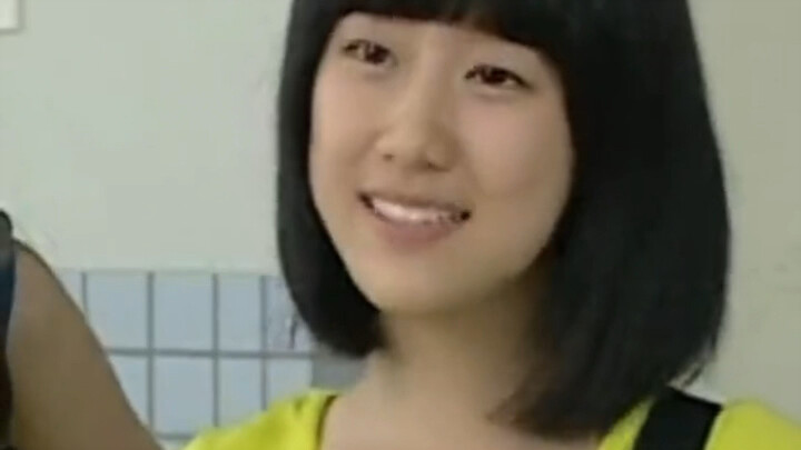 Yan Lili—The Little Girl Who Longs for Love