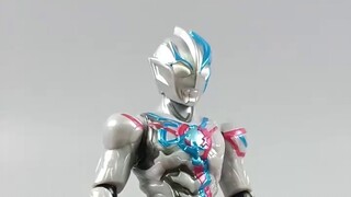 The little thing is quite unique. Bandai's fine super movable Ultraman 6th and 7th