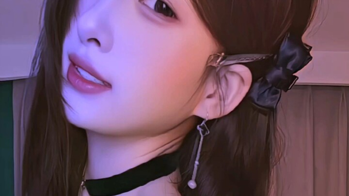 عندما يلوح الآخرون، تكون خصرهم كالثعبان المائي، أما أنا فلوحتي تعني انزلاقاً غضروفياً في أسفل الظهر