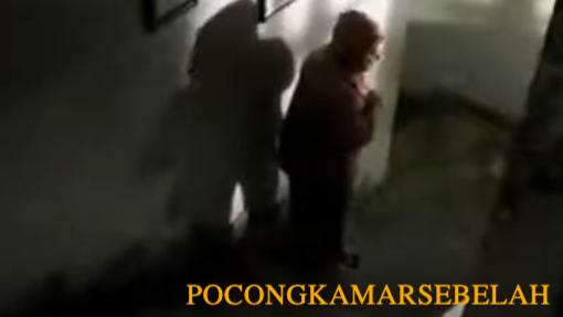 POCONGKAMARSEBELAH