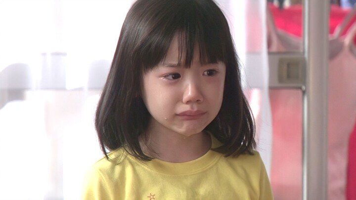 A girl feels her mom is biased; it was her grandmother who healed her entire childhood. Aina Ashida 