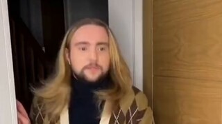 Aku tak sengaja bertemu dengan sahabatku dan pacarnya