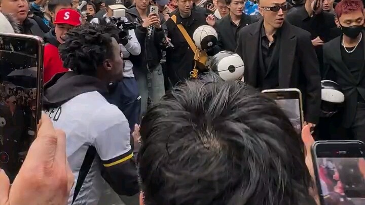 f3篮团和甲亢哥在成都
