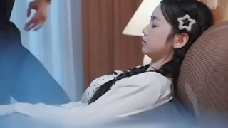 Paman CEO dingin pada semua wanita, tapi dia membawaku pulang,memanjakanku tanpa henti