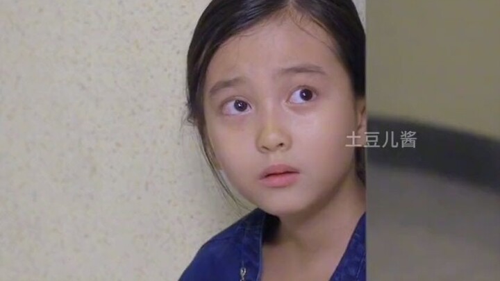 The younger sister played for her elder sister and was exposed in public; unexpectedly, the elder si